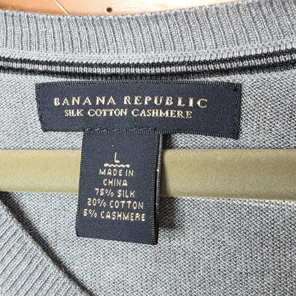Banana Republic Size Large Cashmere Silk Cotton Lightweight Sweater Gray Stripe